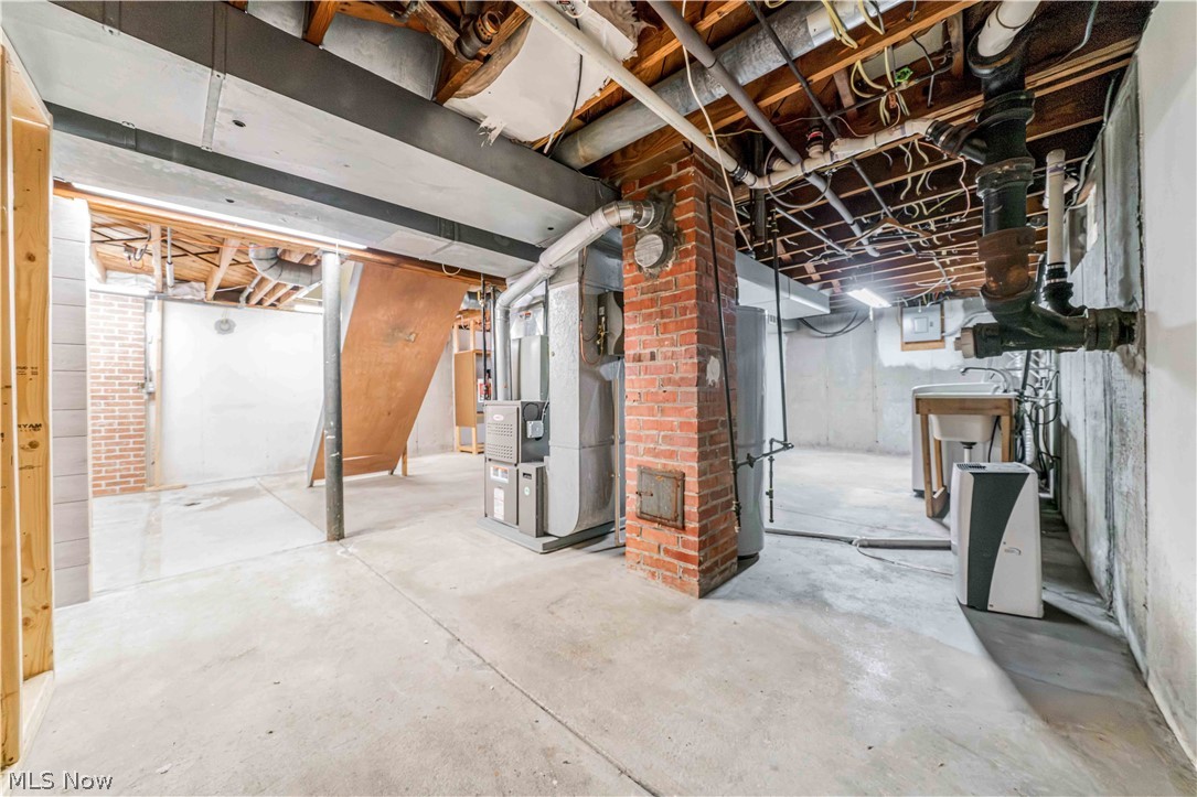 142 Woodstock Drive Avon Lake OH 44012
