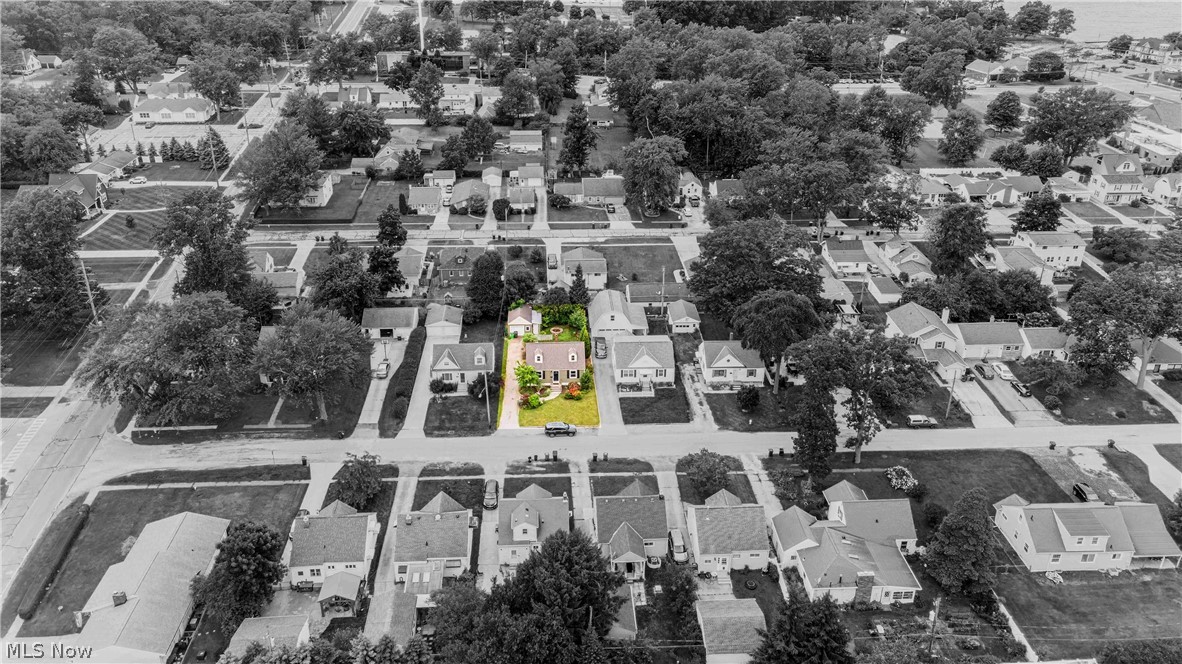 142 Woodstock Drive Avon Lake OH 44012