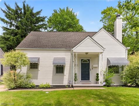 2751 Valley Road Cuyahoga Falls OH 44223