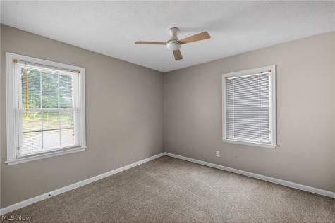 2751 Valley Road Cuyahoga Falls OH 44223