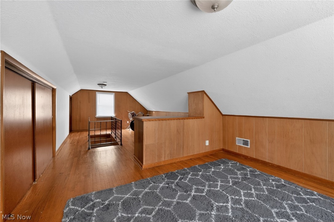 2751 Valley Road Cuyahoga Falls OH 44223