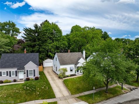 2751 Valley Road Cuyahoga Falls OH 44223