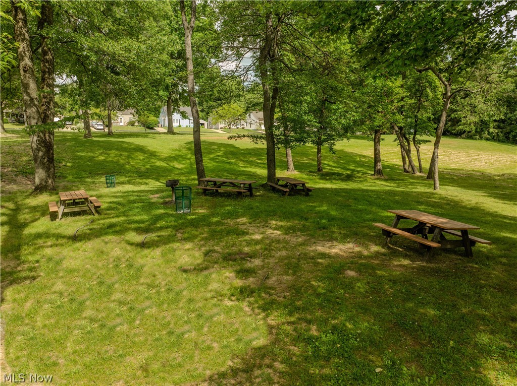 2751 Valley Road Cuyahoga Falls OH 44223