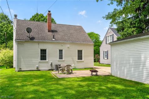 2751 Valley Road Cuyahoga Falls OH 44223