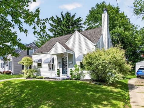 2751 Valley Road Cuyahoga Falls OH 44223