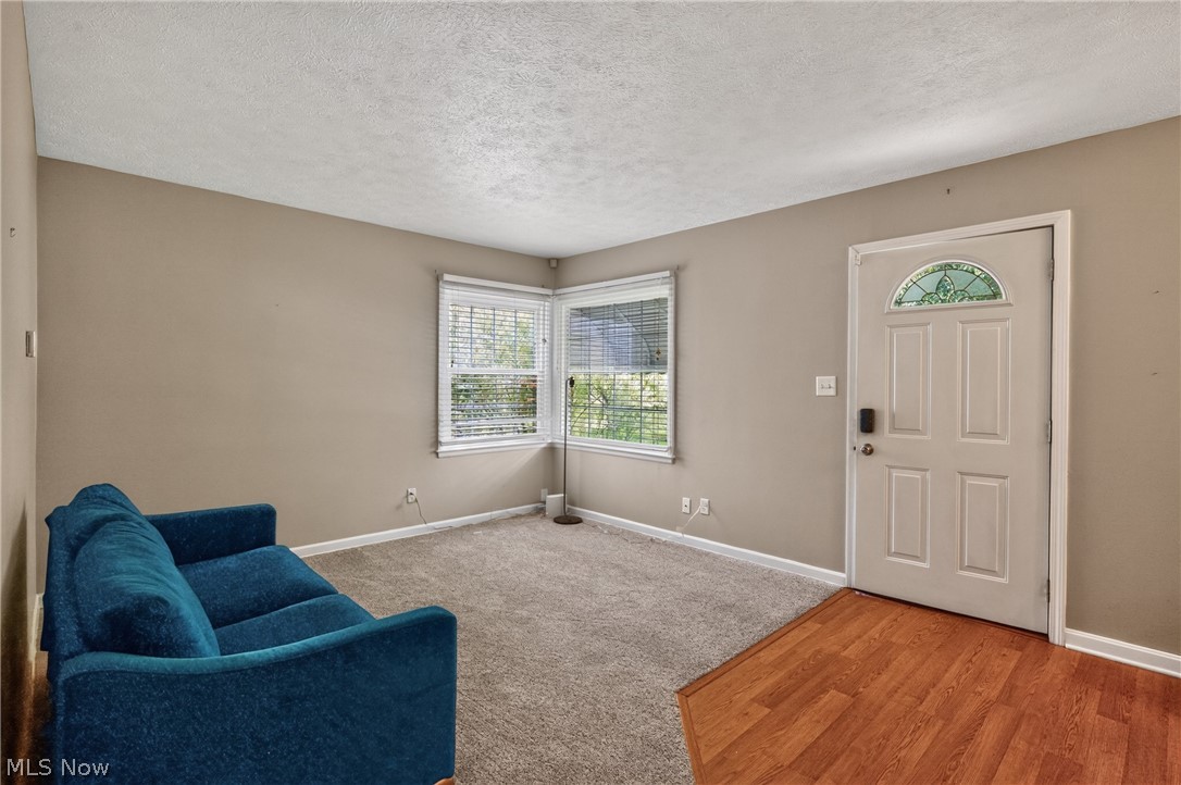 2751 Valley Road Cuyahoga Falls OH 44223