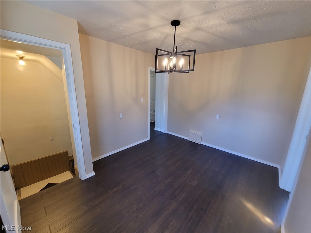 923 Russell Avenue Akron OH 44307