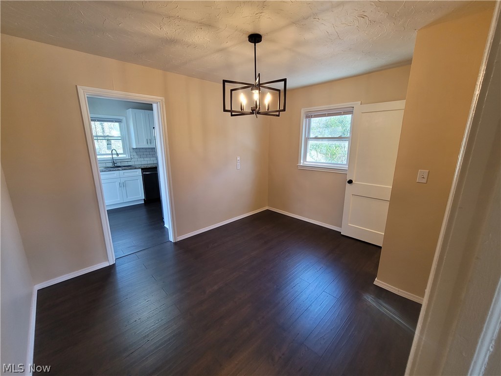 923 Russell Avenue Akron OH 44307