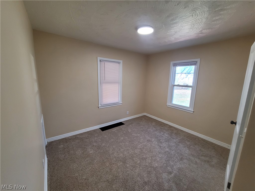 923 Russell Avenue Akron OH 44307