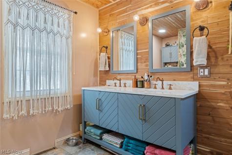 4950 Harris Road Broadview Heights OH 44147