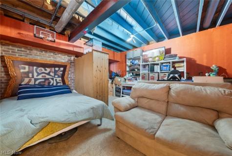 4950 Harris Road Broadview Heights OH 44147