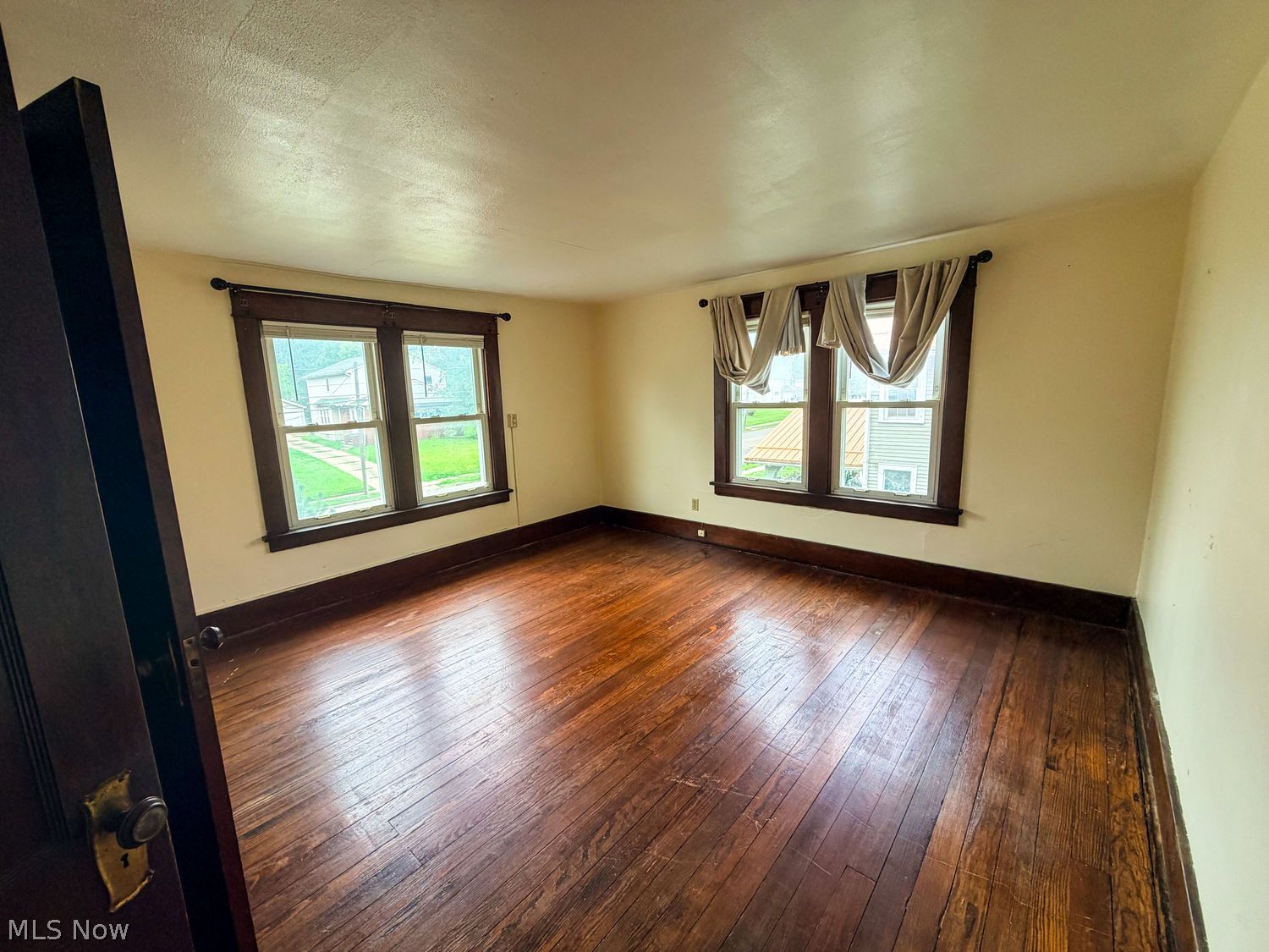 915 N Main Street Niles OH 44446