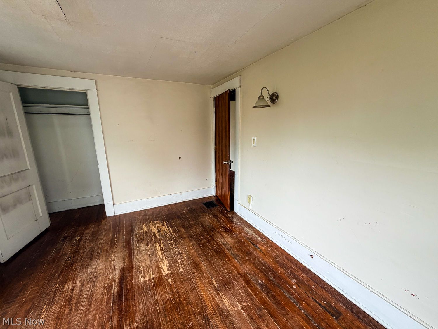 915 N Main Street Niles OH 44446