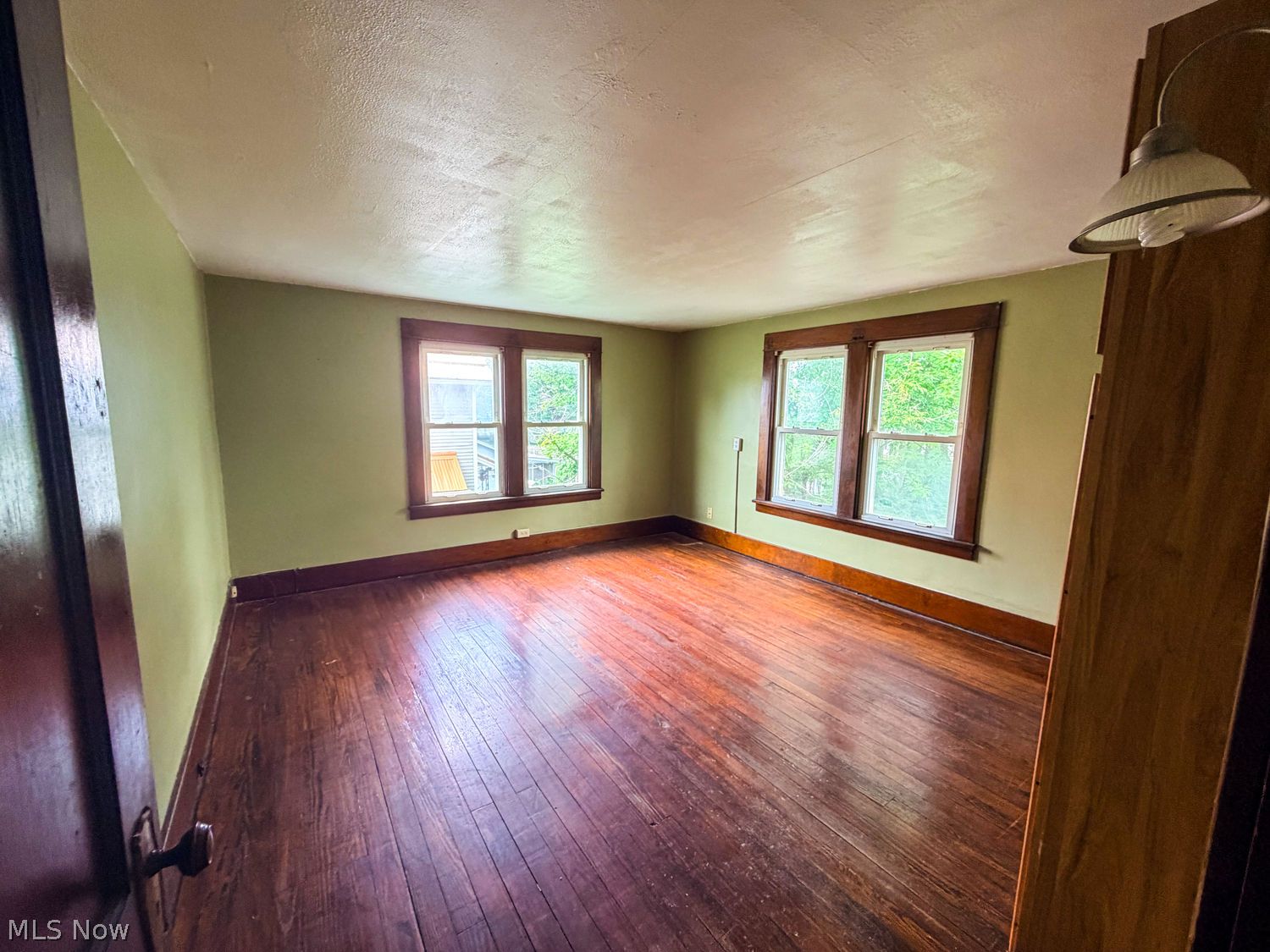 915 N Main Street Niles OH 44446