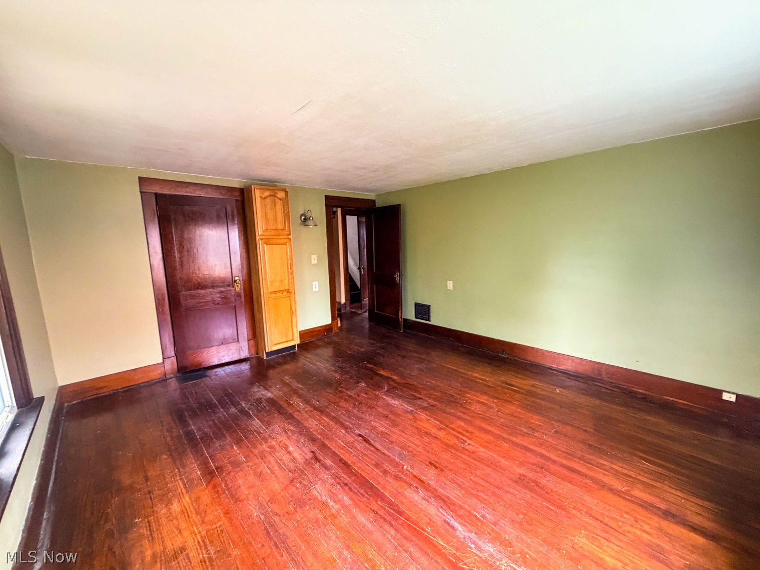 915 N Main Street Niles OH 44446