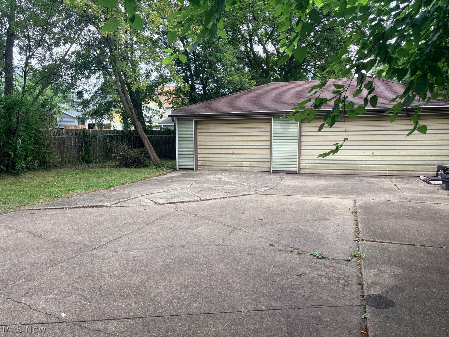 915 N Main Street Niles OH 44446