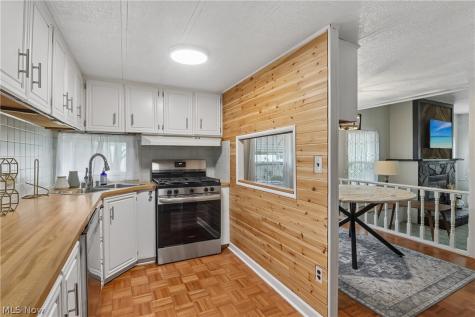 1565 Guenevere Street Streetsboro OH 44241