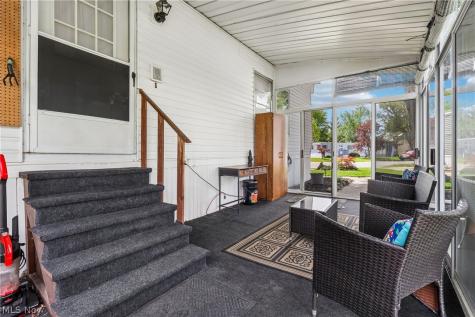 1565 Guenevere Street Streetsboro OH 44241