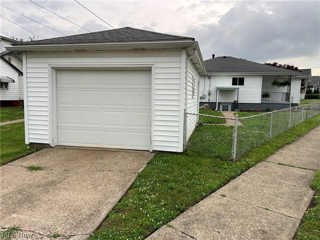 100 W 44th Street Shadyside OH 43947