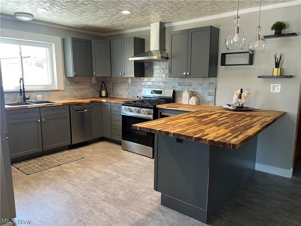 100 W 44th Street Shadyside OH 43947