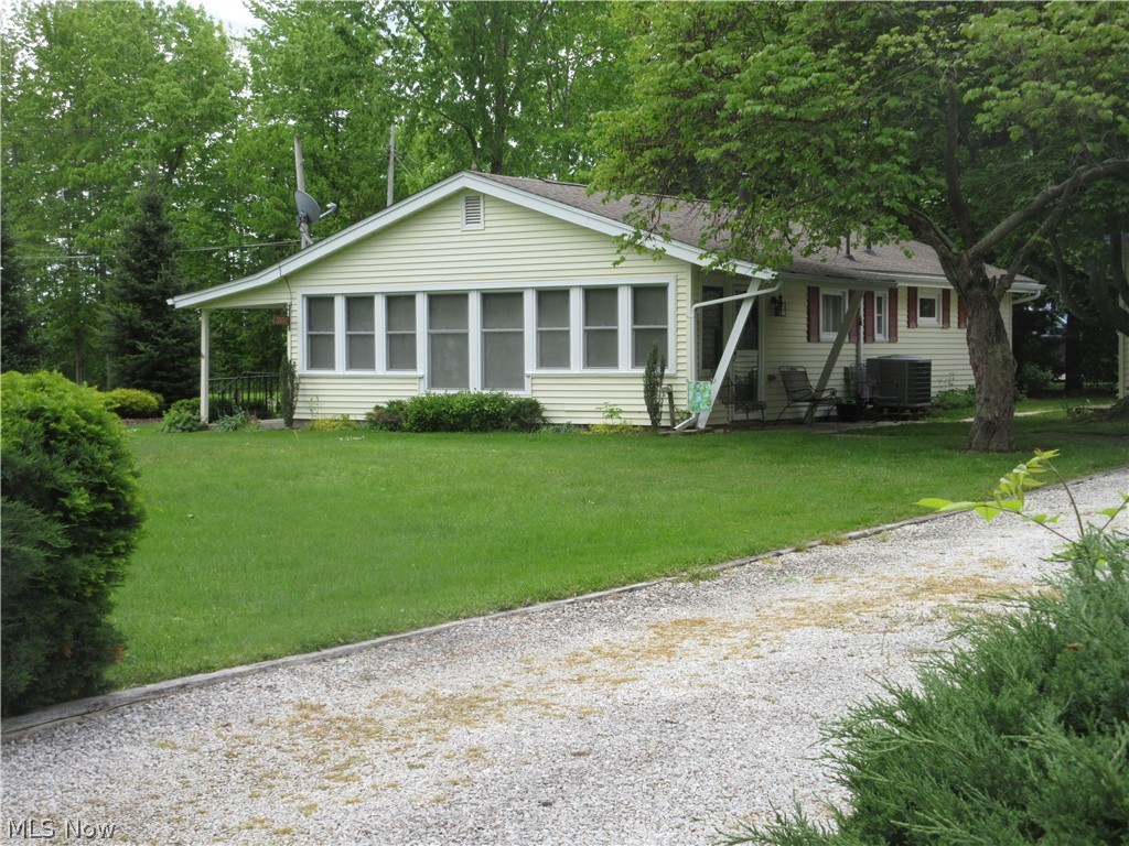 5991 Lake Shore Drive Andover OH 44003