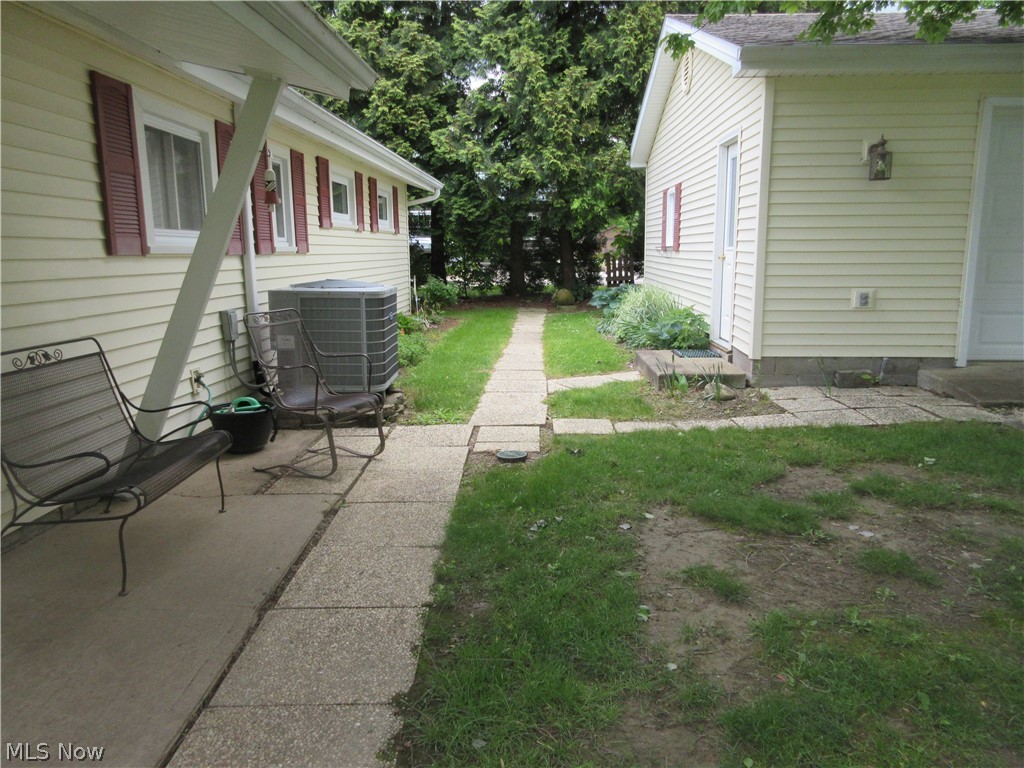 5991 Lake Shore Drive Andover OH 44003