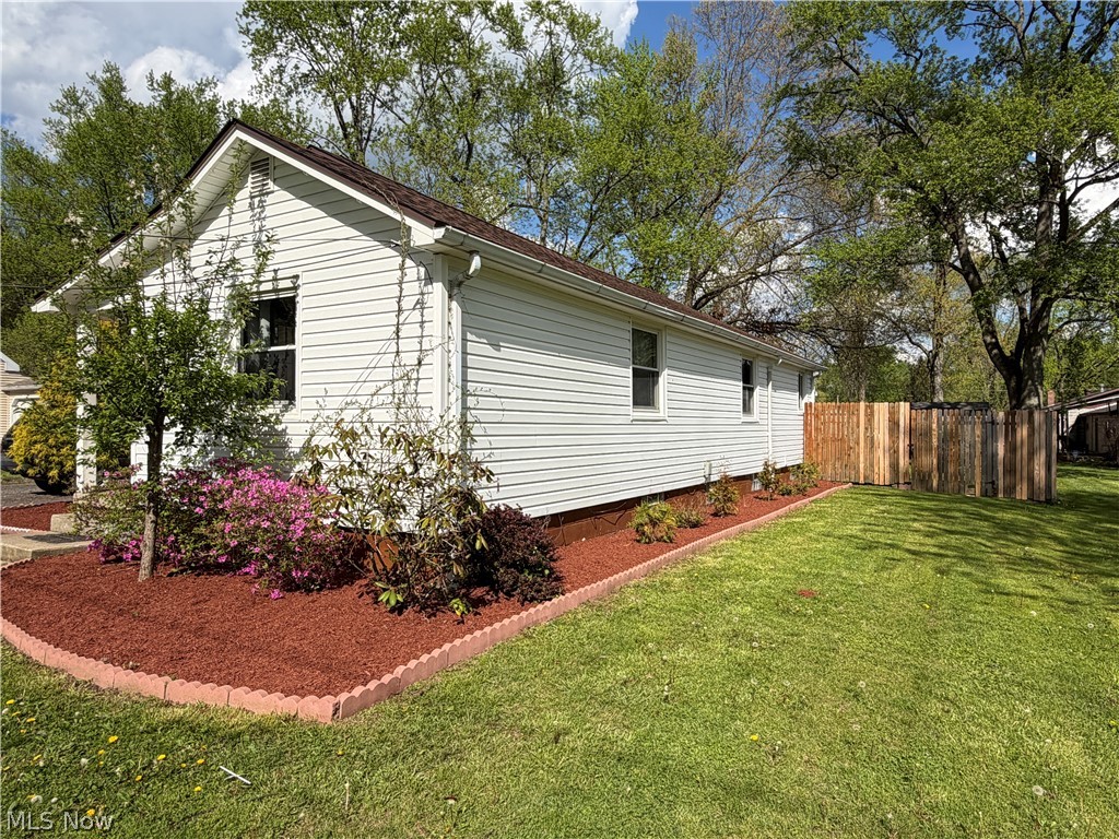 324 Bechtel Road Leavittsburg OH 44430