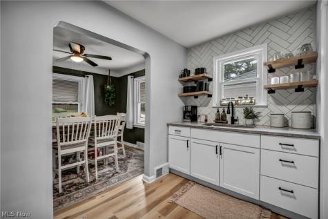 3206 Torrington Avenue Parma OH 44134