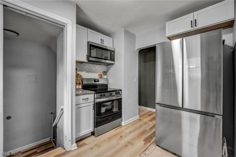 3206 Torrington Avenue Parma OH 44134