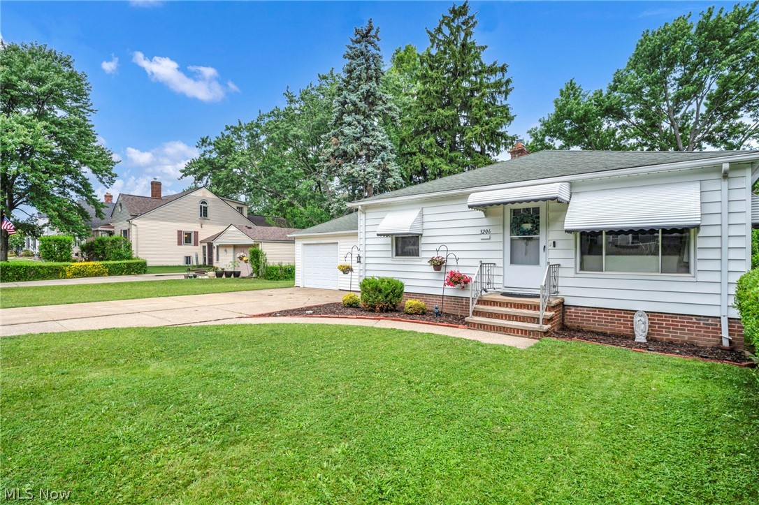 3206 Torrington Avenue Parma OH 44134