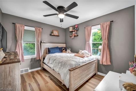 3206 Torrington Avenue Parma OH 44134