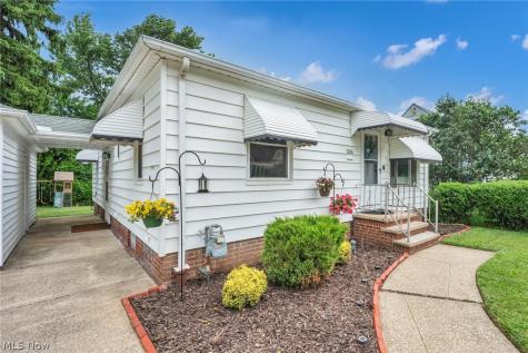3206 Torrington Avenue Parma OH 44134