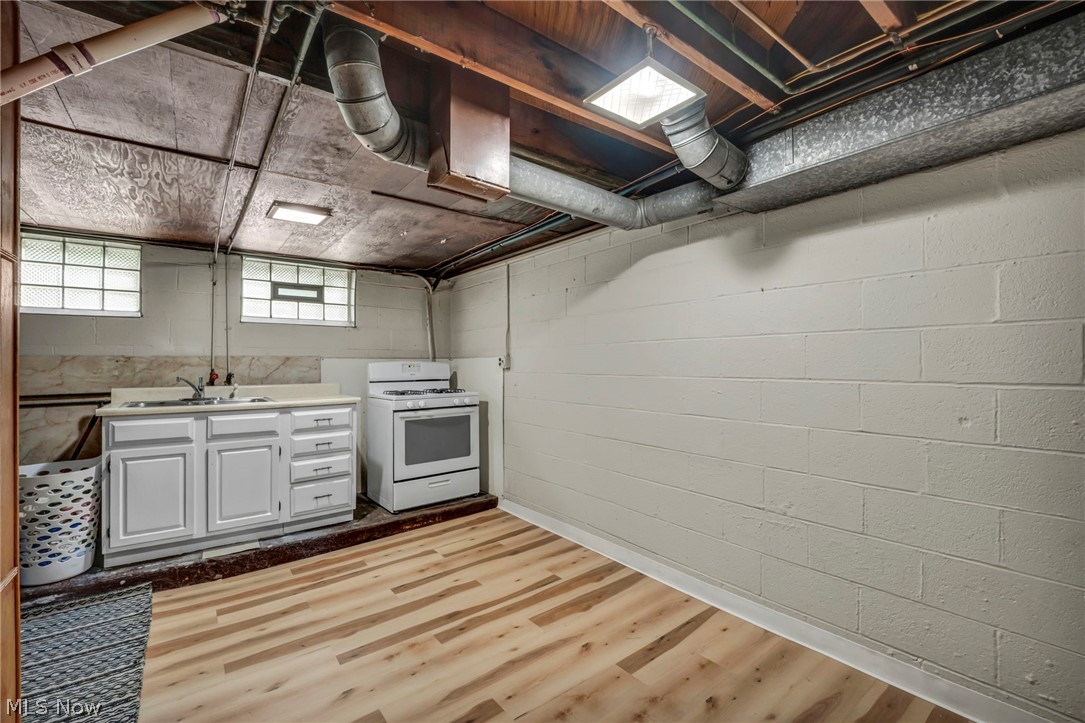 3206 Torrington Avenue Parma OH 44134