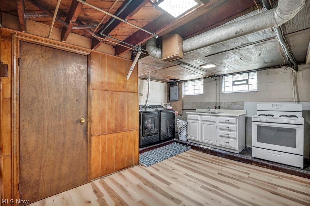 3206 Torrington Avenue Parma OH 44134
