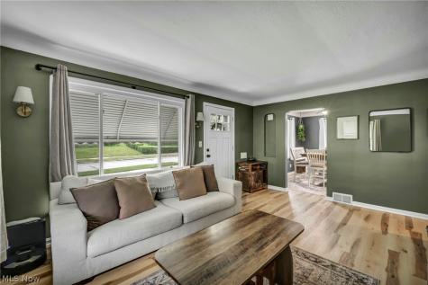 3206 Torrington Avenue Parma OH 44134