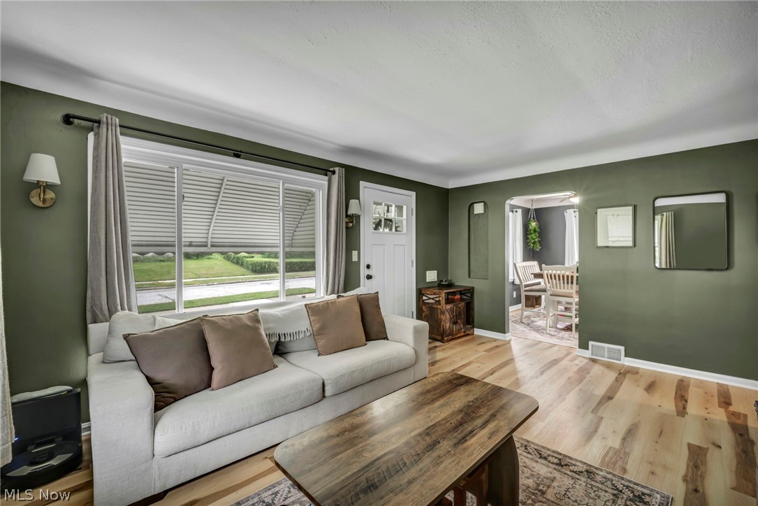3206 Torrington Avenue Parma OH 44134