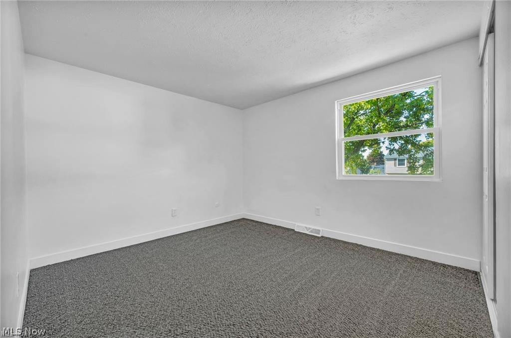 1015 E 347th Street Eastlake OH 44095