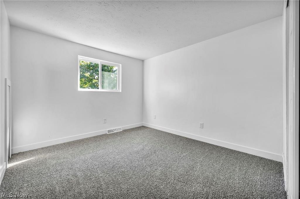 1015 E 347th Street Eastlake OH 44095