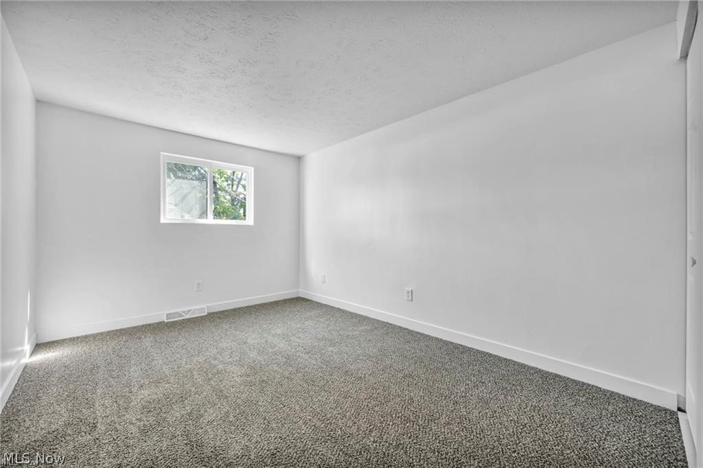 1015 E 347th Street Eastlake OH 44095