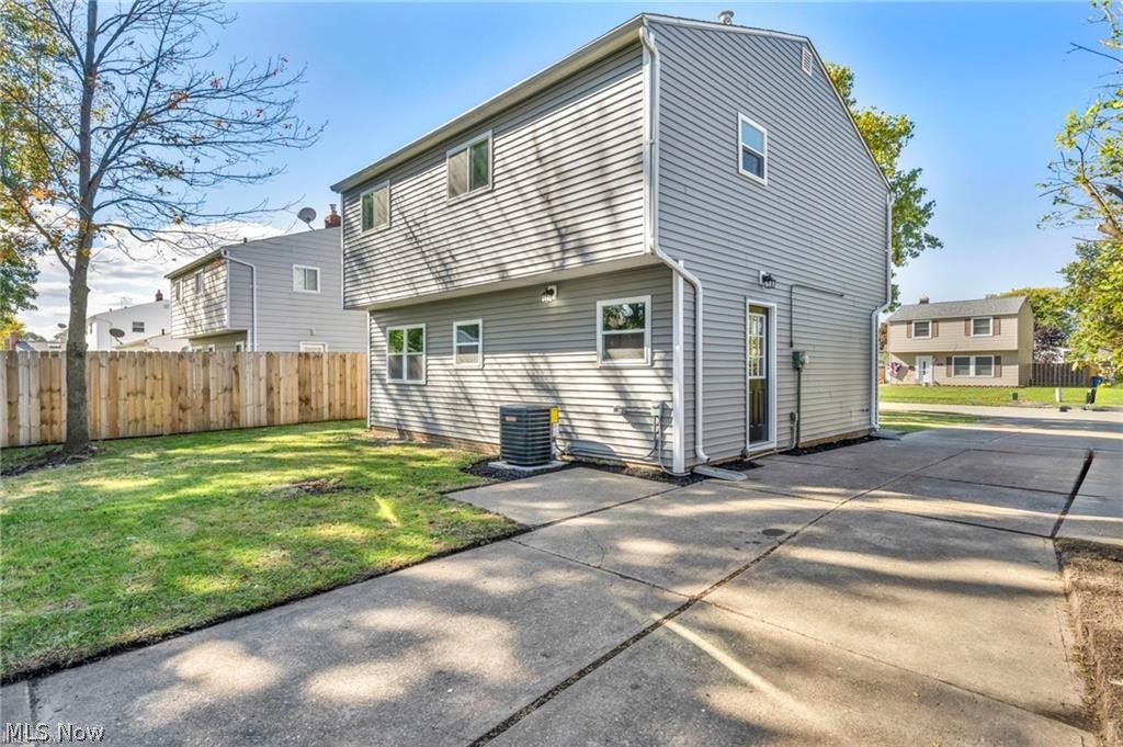 1015 E 347th Street Eastlake OH 44095