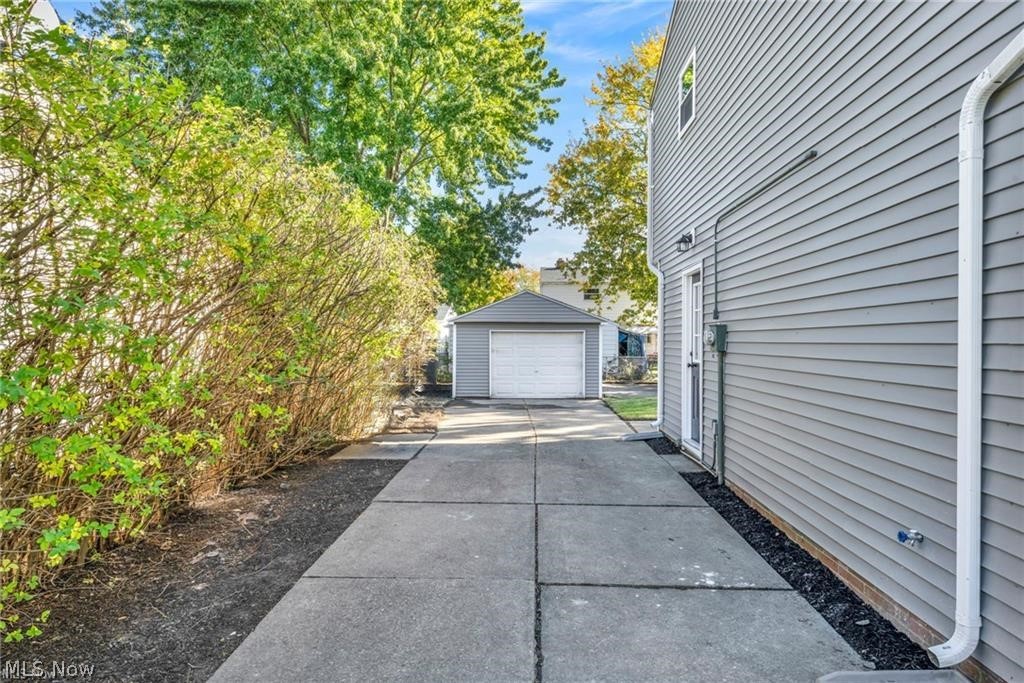 1015 E 347th Street Eastlake OH 44095