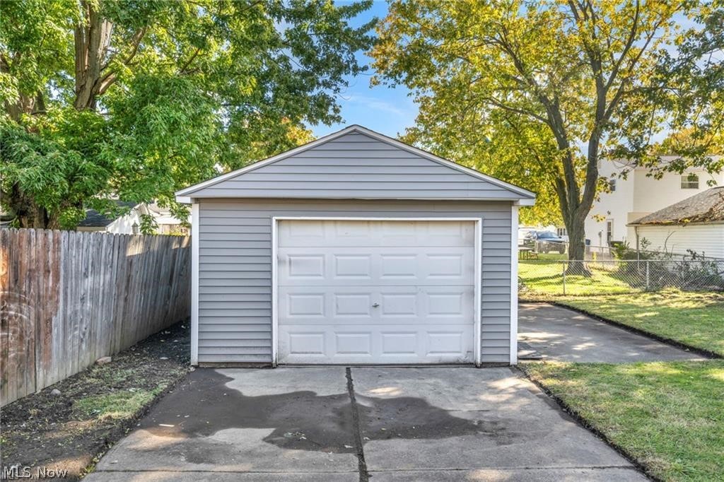 1015 E 347th Street Eastlake OH 44095