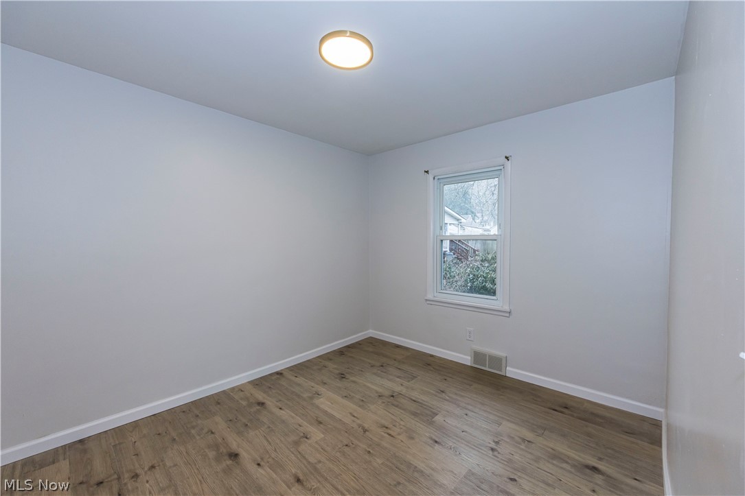 1463 4th Street Lakemore OH 44250