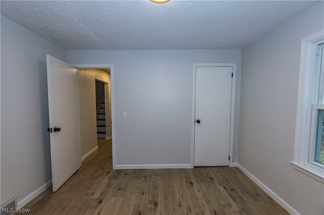 1463 4th Street Lakemore OH 44250
