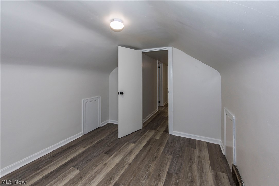 1463 4th Street Lakemore OH 44250