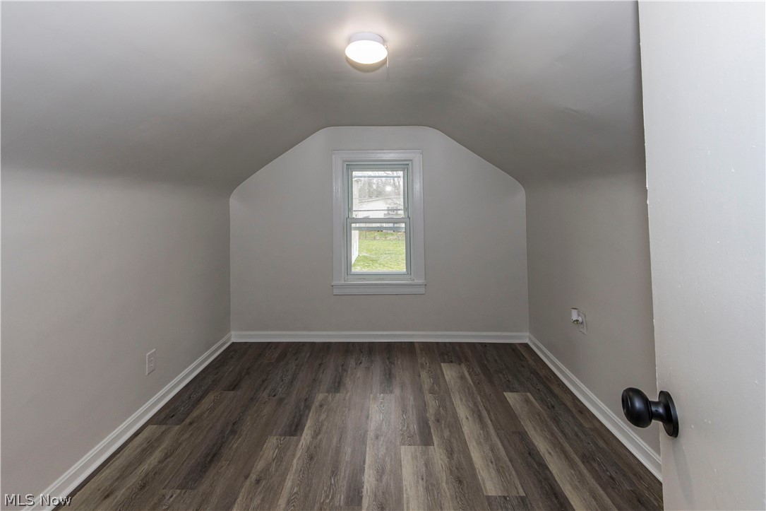 1463 4th Street Lakemore OH 44250