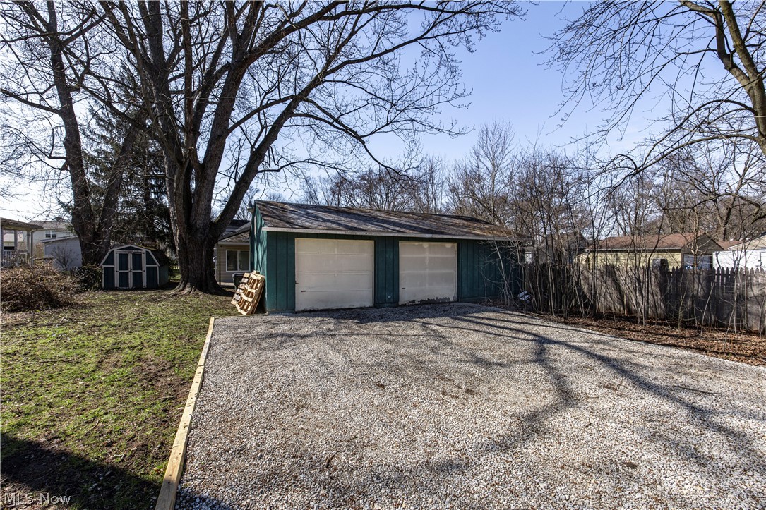 1463 4th Street Lakemore OH 44250