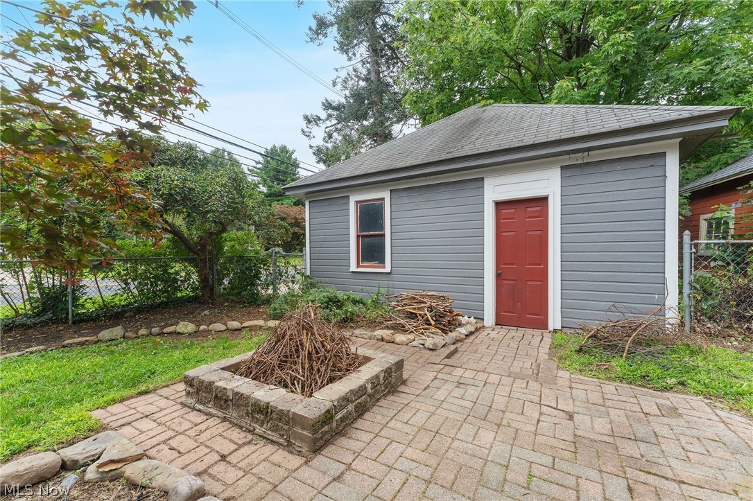 384 Bank Street Painesville OH 44077