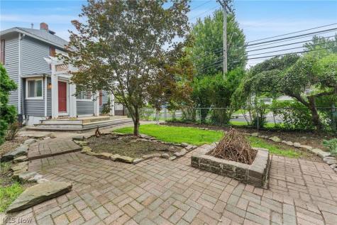 384 Bank Street Painesville OH 44077