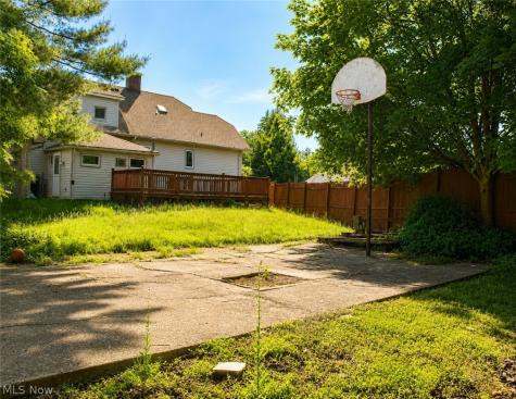 173 Brush Road Richmond Heights OH 44143